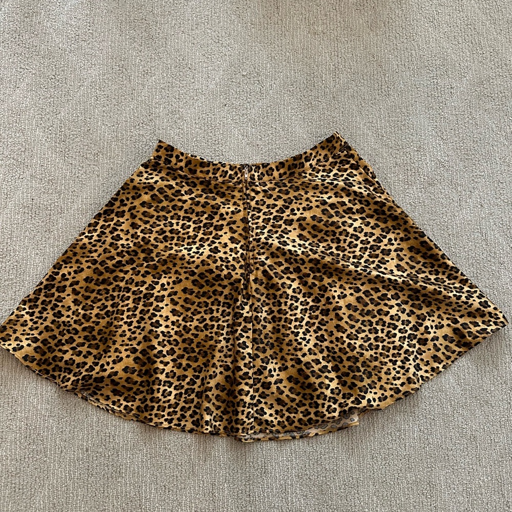 Francesca's Collections Gold Skater Mini Skirt Cocktail - Picture 3 of 5